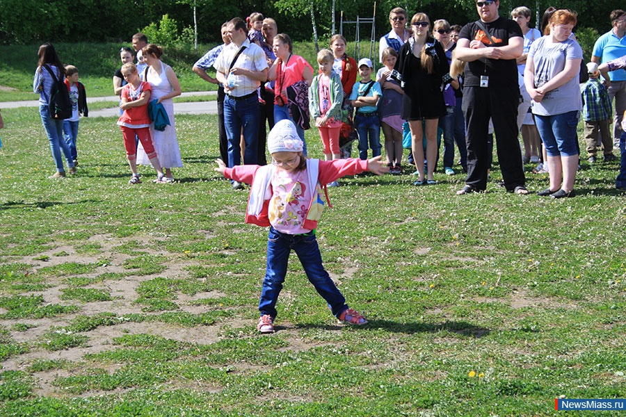  ,   !.       ""    -  "  " - "   "