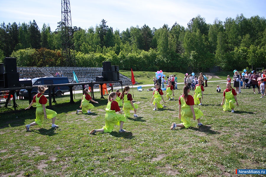  ,   !.       ""    -  "  " - "   "