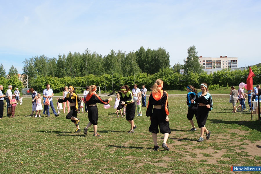  ,   !.       ""    -  "  " - "   "