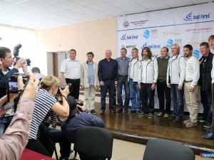 "�������-��, � - ����"