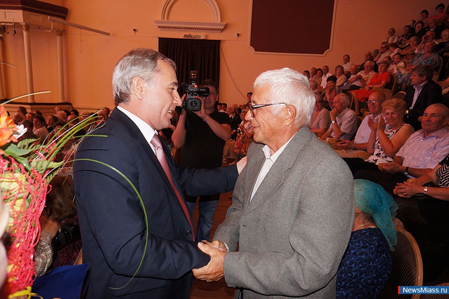 �� ���� ��� ������� ����� ��� � �����. � ���� �������� ������������ "������" ��������� ��������� ��������� �� ������������� �����