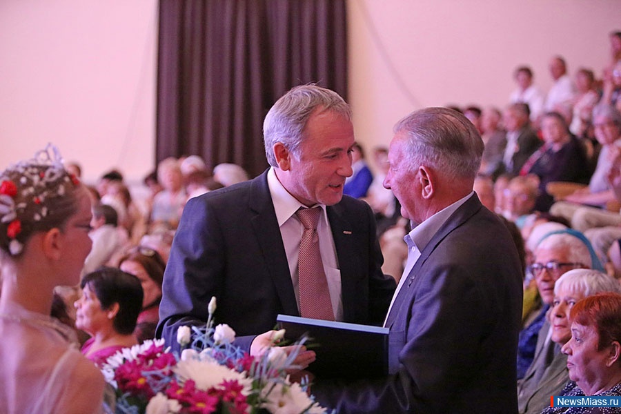 �� ���� ��� ������� ����� ��� � �����. � ���� �������� ������������ "������" ��������� ��������� ��������� �� ������������� �����