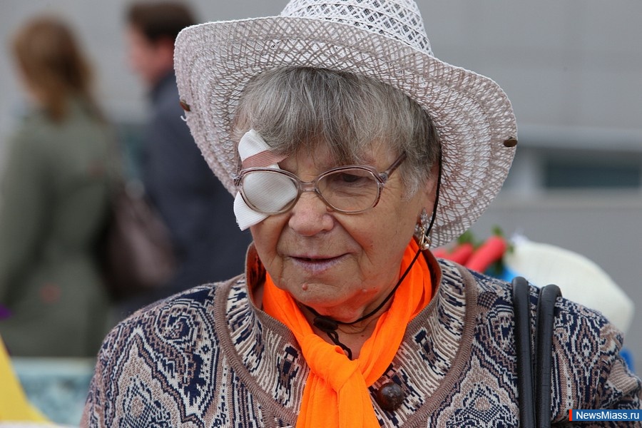 70    .  ,   70-     ,    