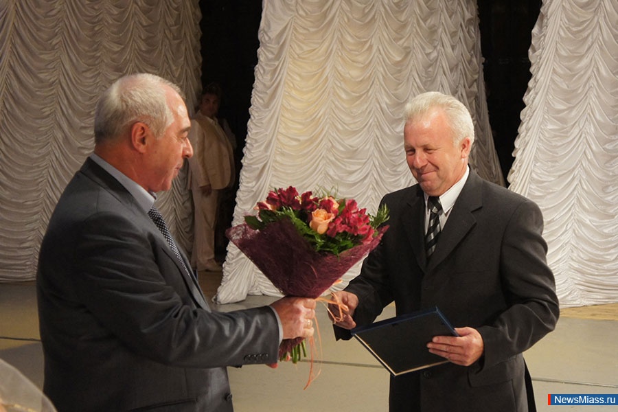 ������� ������ ��������������. ��������� "����" ������ ������� ������ �������������� � ����� 70-����� ������� ���������� ����������