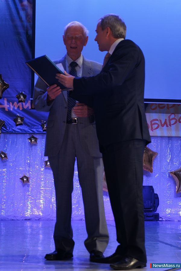 ������� ������ ��������������. ��������� "����" ������ ������� ������ �������������� � ����� 70-����� ������� ���������� ����������