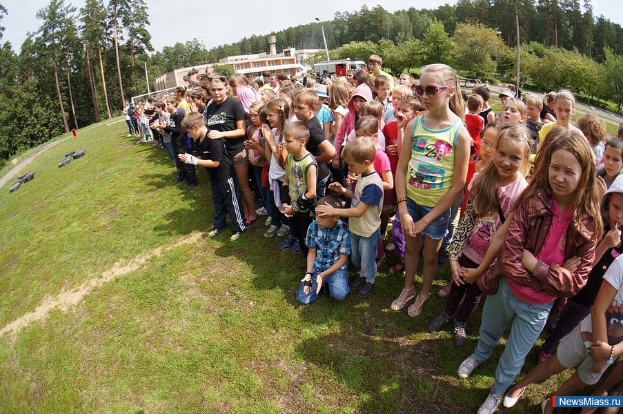    "".  " "        ,    ""