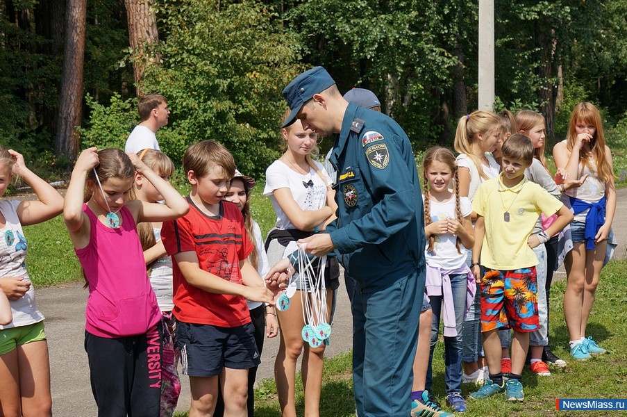    "".  " "        ,    ""