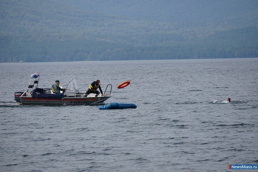    "".  " "        ,    ""