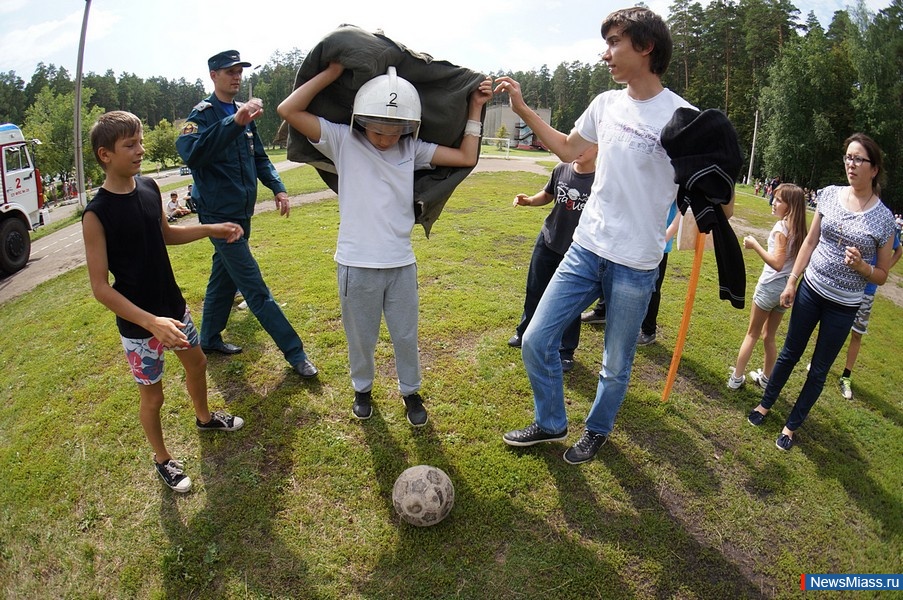    "".  " "        ,    ""