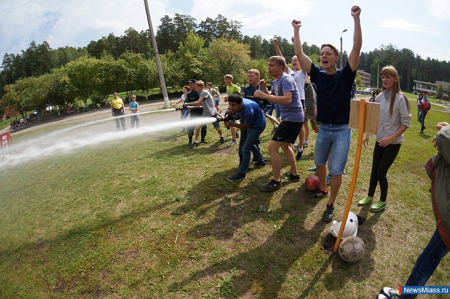    "".  " "        ,    ""