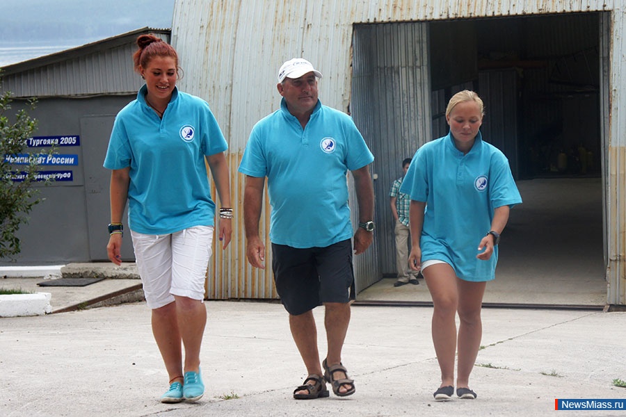    .        - Grade 3 ISAF "  "    