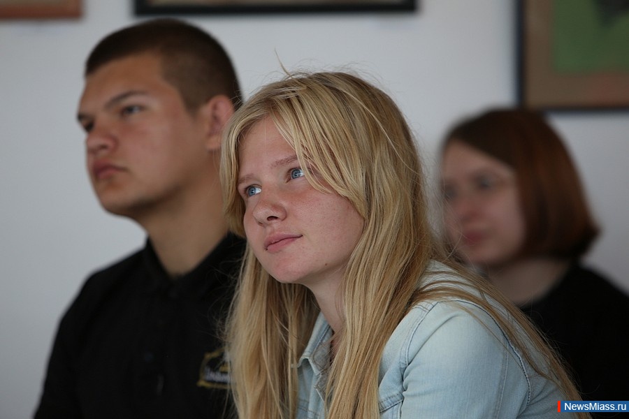    "". " "            ""