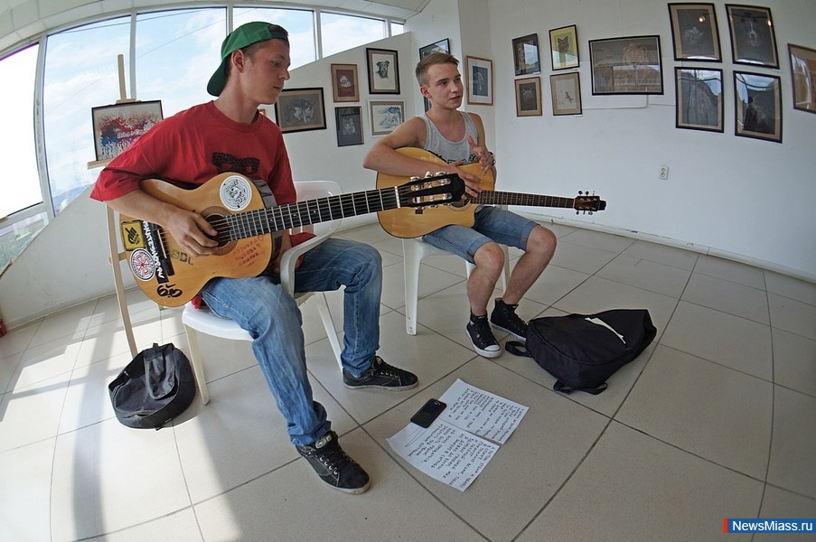    "". " "            ""