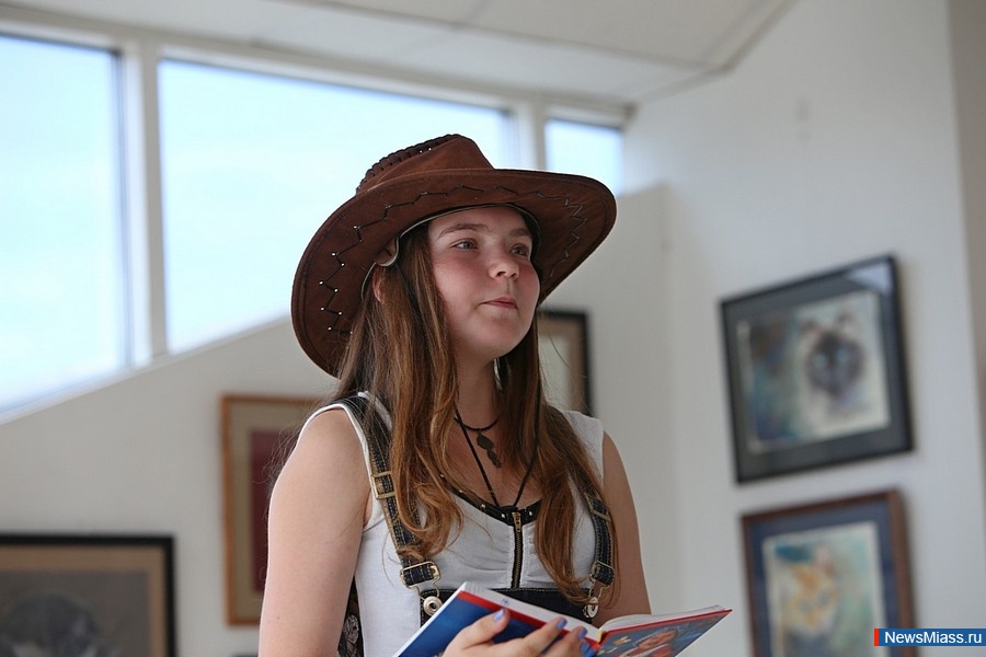    "". " "            ""