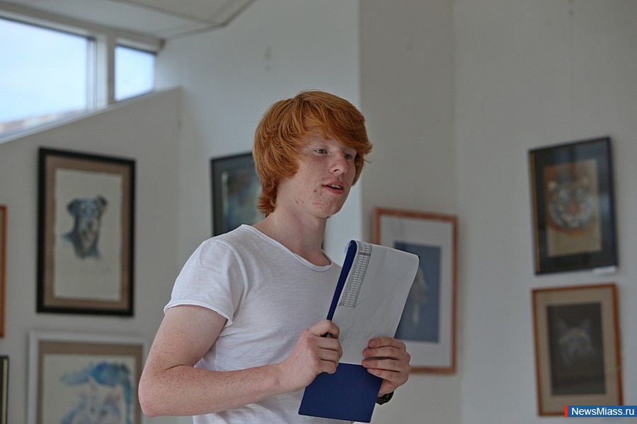    "". " "            ""