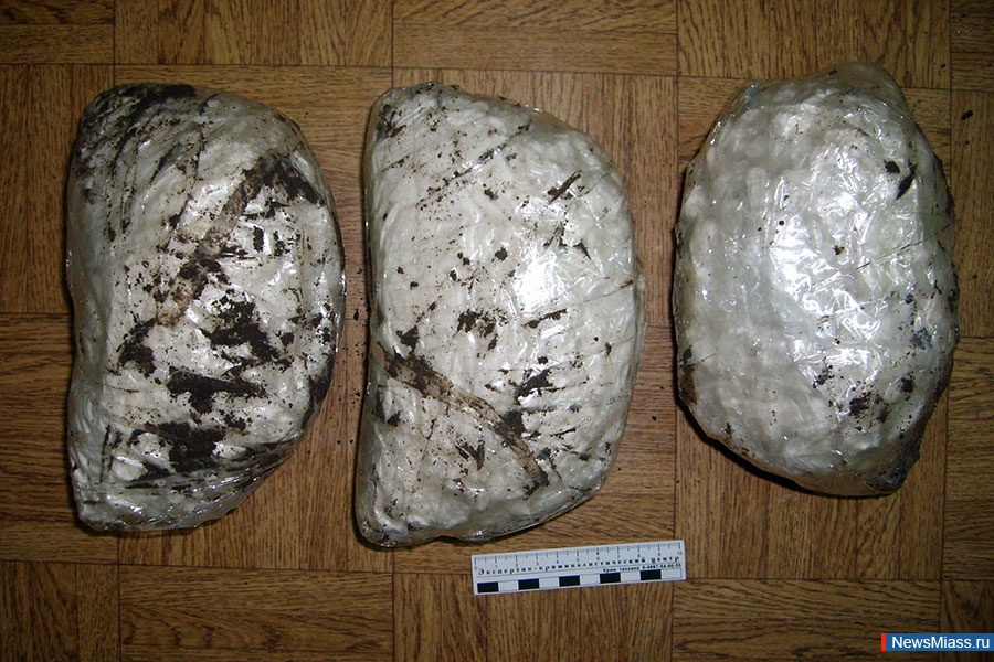    .           ,      4   