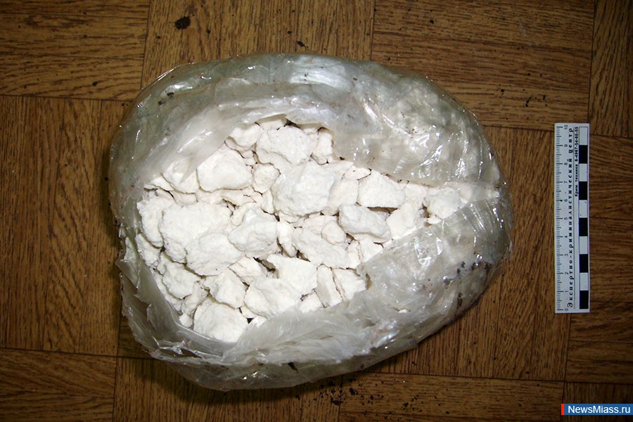    .           ,      4   