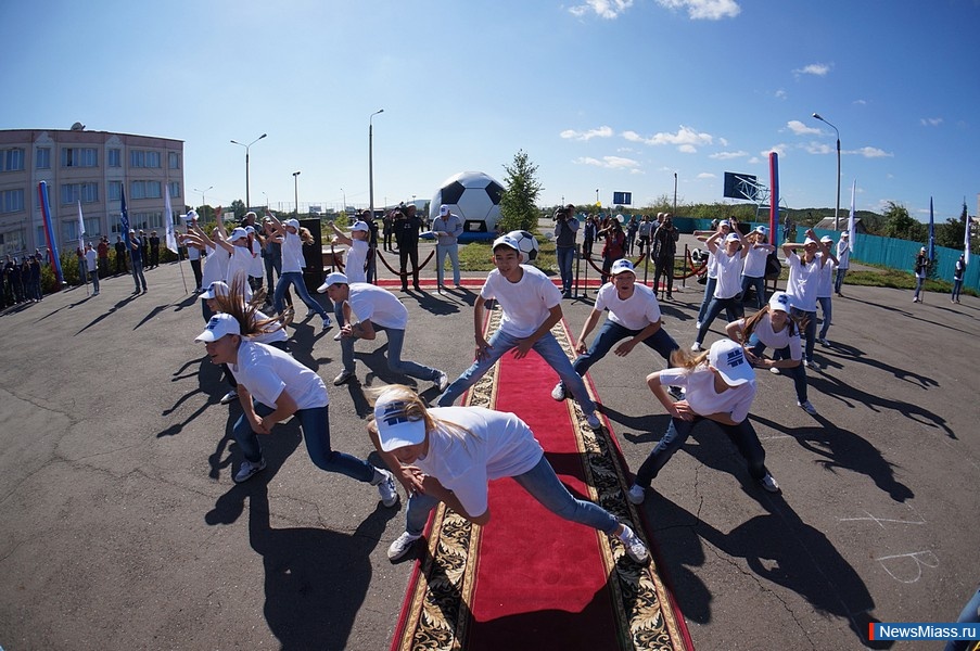    .  ""     21            -