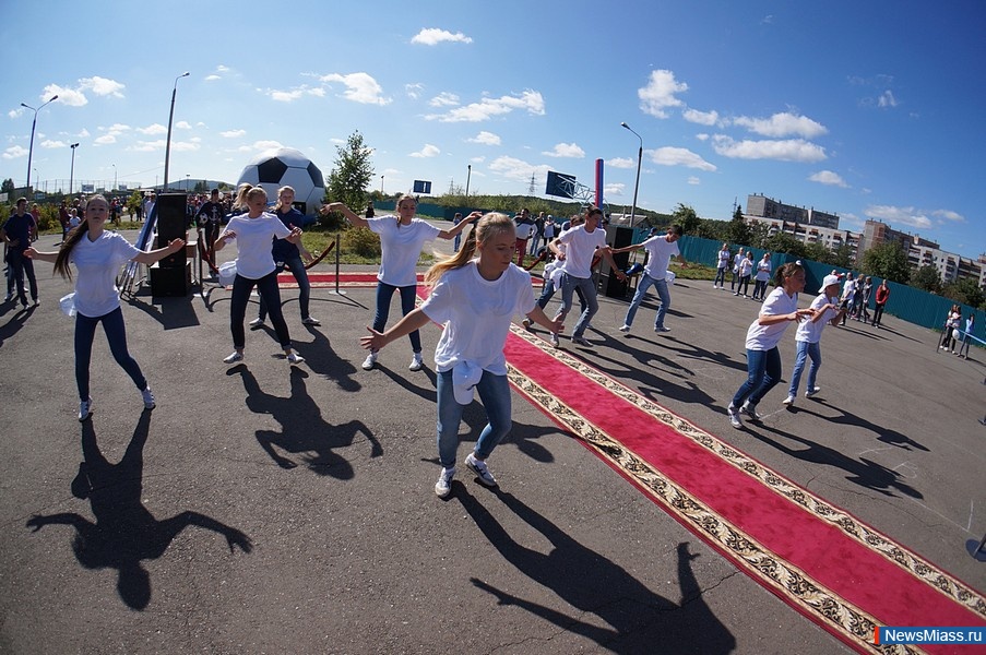    .  ""     21            -