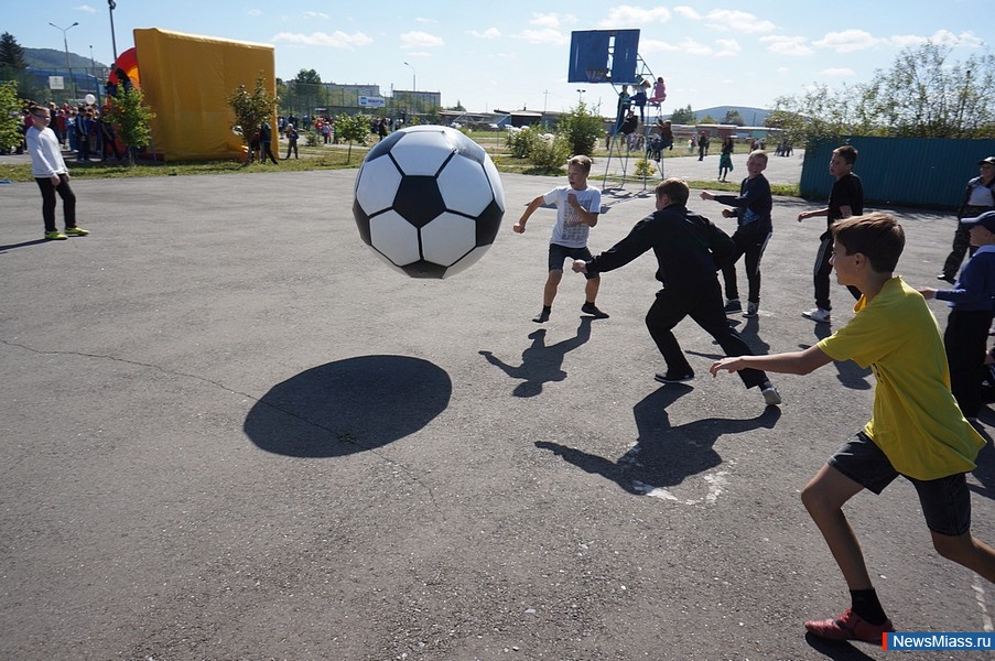    .  ""     21            -