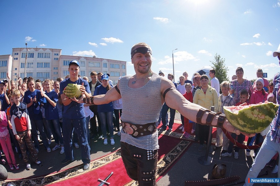    .  ""     21            -