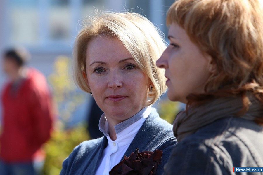    .  ""     21            -