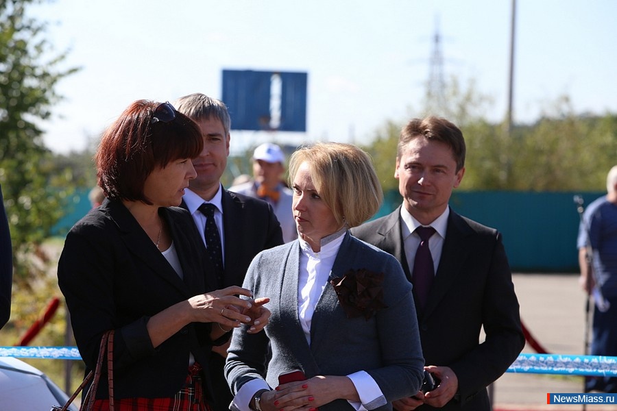    .  ""     21            -