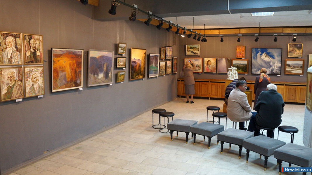  .    260-     ,    -  