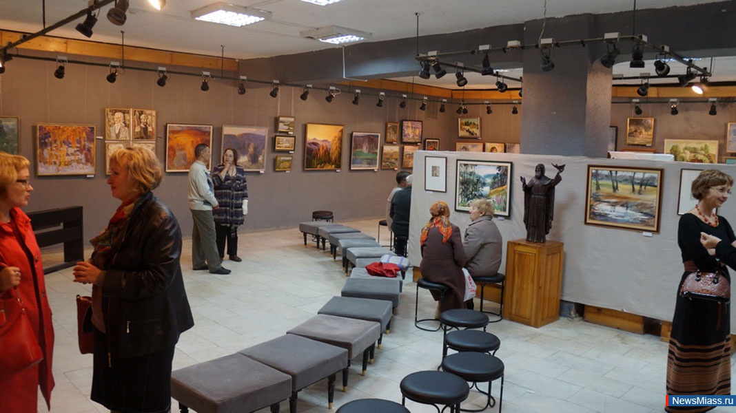  .    260-     ,    -  