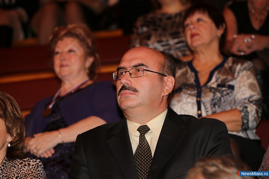  -  .     ,        ""