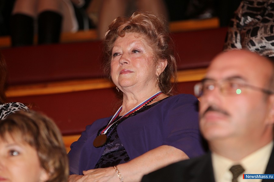  -  .     ,        ""