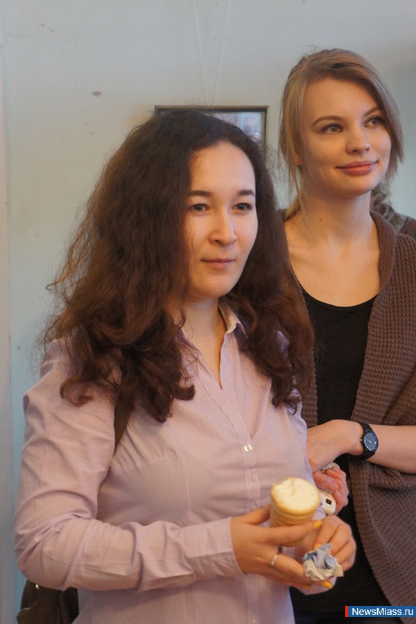 ,   !.        "333 "