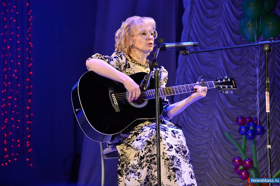  ,  ,    .     "  -  "   -