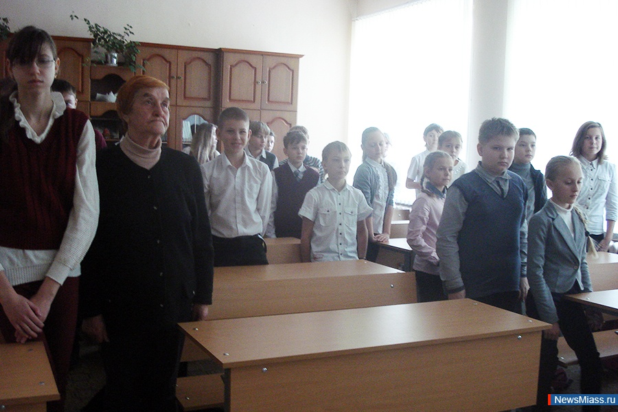    .       -   ,       7