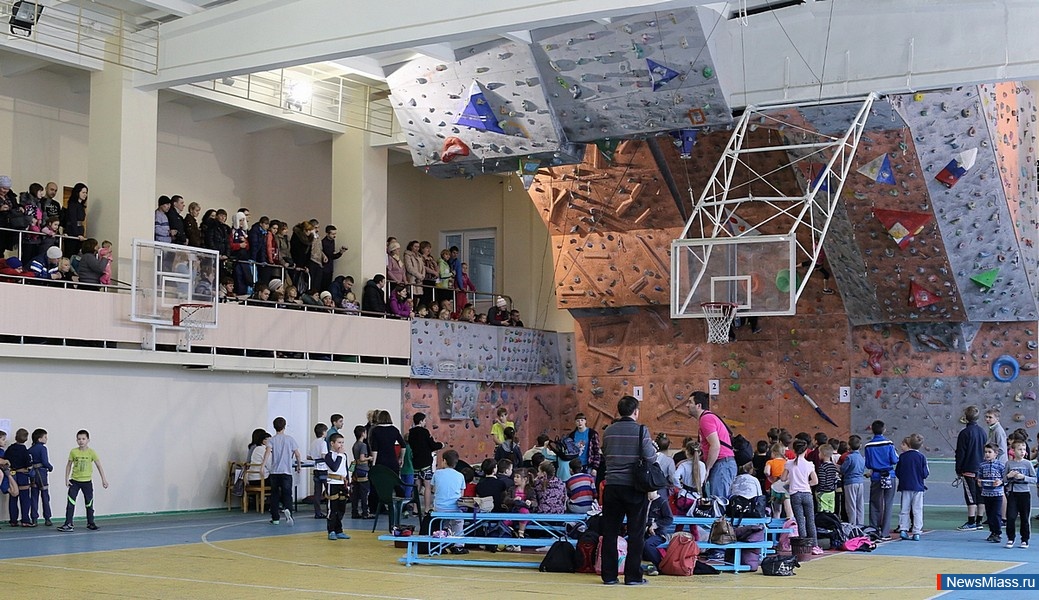     .    " "     ,     -  