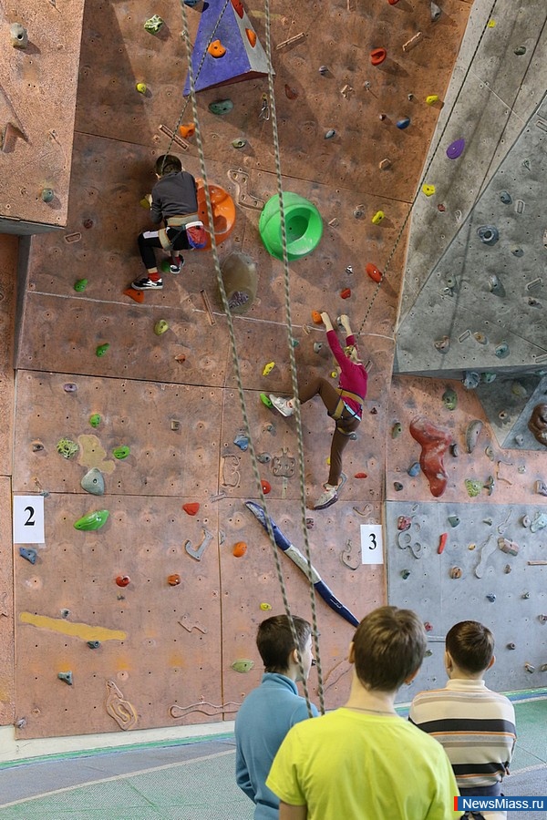     .    " "     ,     -  