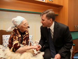 100 ��� - �� ������