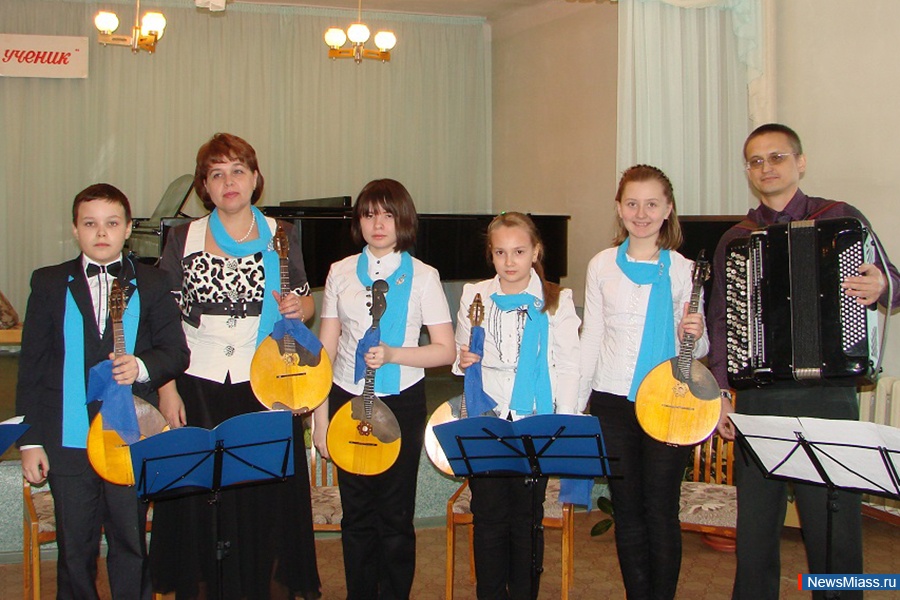     .    5  VI     ": -"