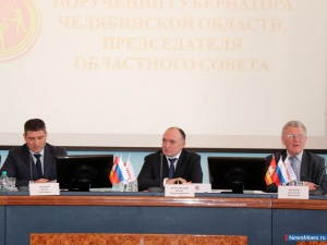 ����� �������� ����� � ������������