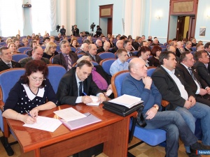 ����� �������� ����� � ������������