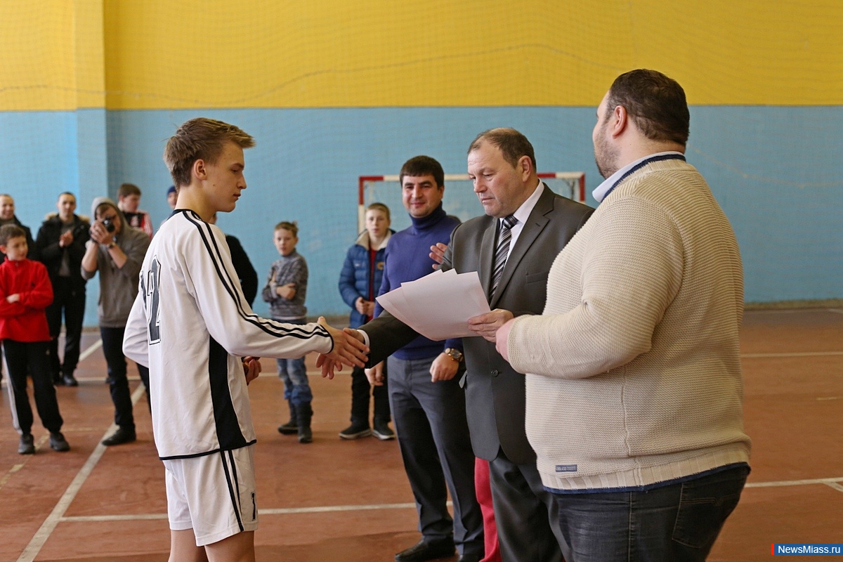 ��� � �������, ���� � �����. ��������� ����� ������ III ���������� ������� �� ����-������� ����� ��������