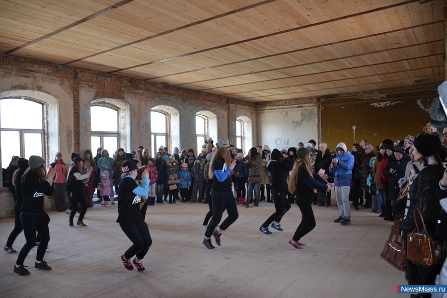    .   ,  ,   ,  , " ",   ""   "" -          