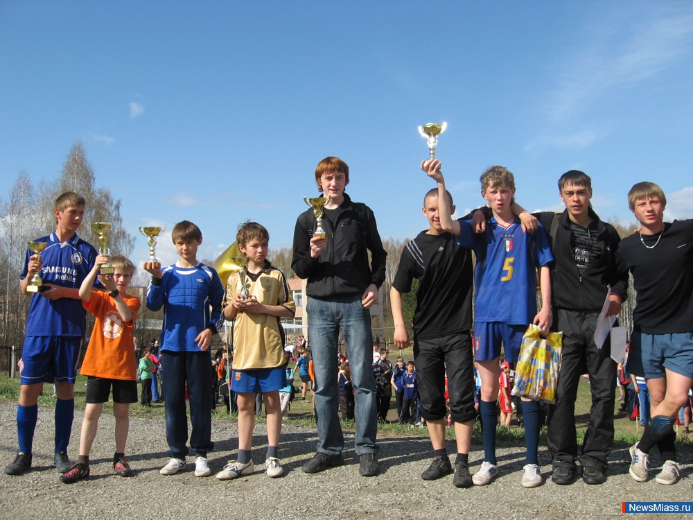    - 10 .              -  