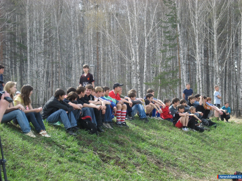    - 10 .              -  