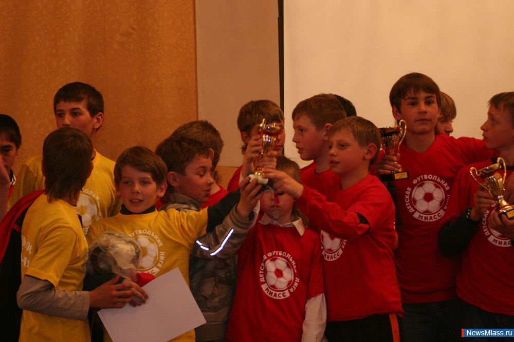    - 10 .              -  