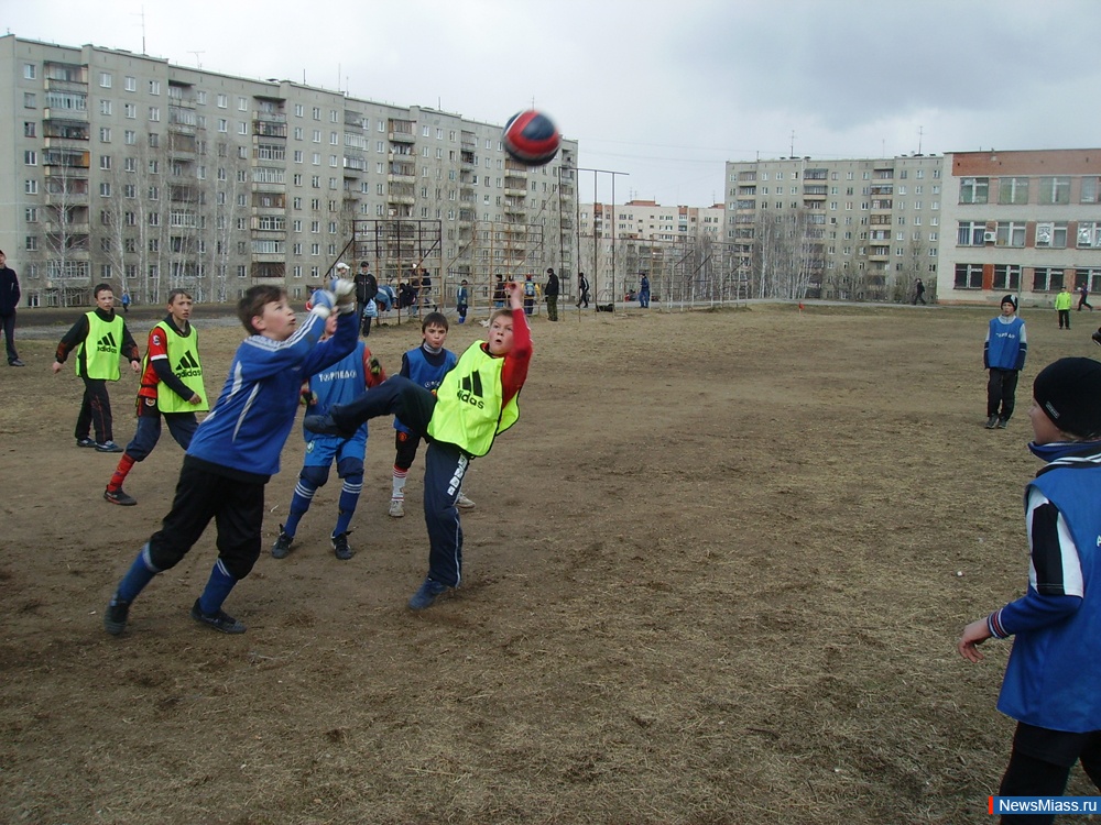    - 10 .              -  