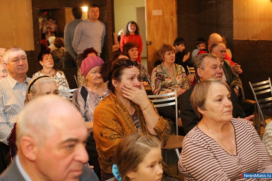    . 450  ,   ,     "70      "