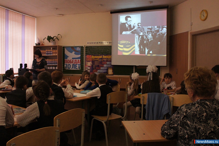 "      ...".     " ",        4