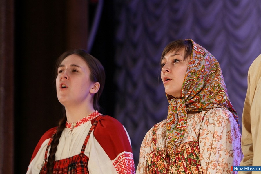  .       -  "  - 2015"