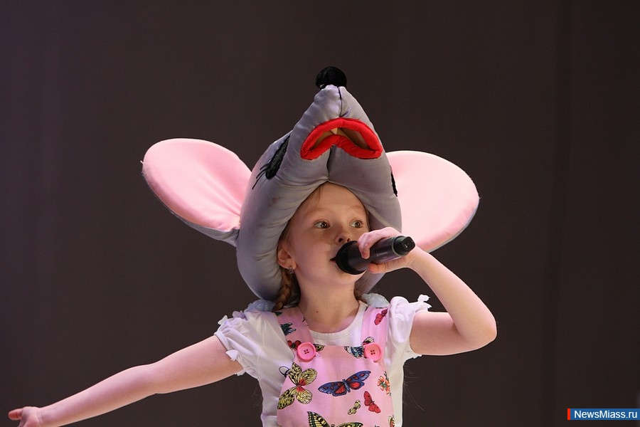  .       -  "  - 2015"